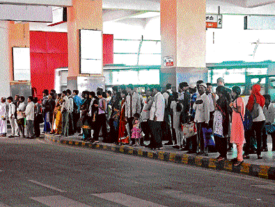 confused Passengers face trouble in locating the exact bus bays in Banashankari TTMC.