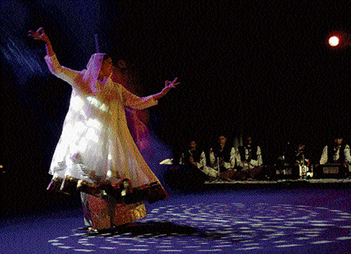 graceful Sufi Kathak founder Manjari Chaturvedi mesmerised audiences at a concert recently.