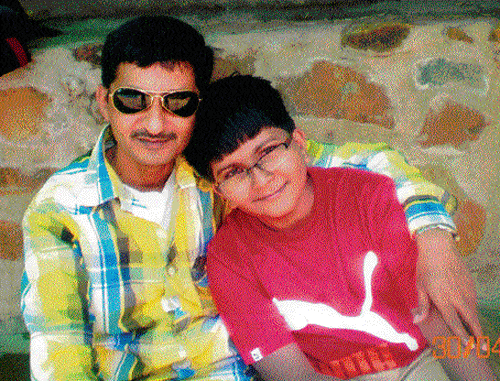 together BR Srinivas with his son Vathan. DH Photo by Dinesh S K