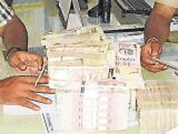 CBI recovers Rs 25 cr 'unaccounted cash' from Hindalco office. File photo