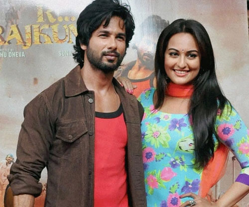 Bollywood actors Shahid Kapoor and Sonakshi Sinha during a promotional event for their upcoming film R...Rajkumar. PTI File Image