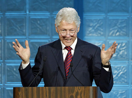 Bill Clinton sought Nawaz Sharif's help to avert Qaeda attack. AP Photo