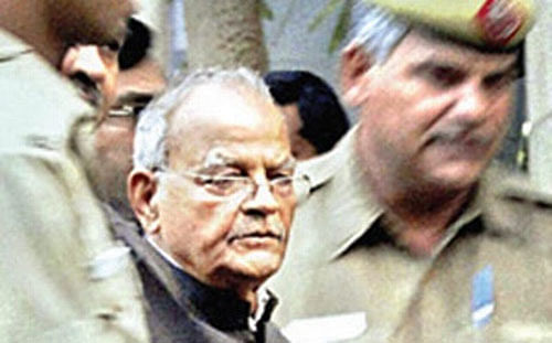 Former telecom minister Sukh Ram all set to expose his political friends. PTI File Image