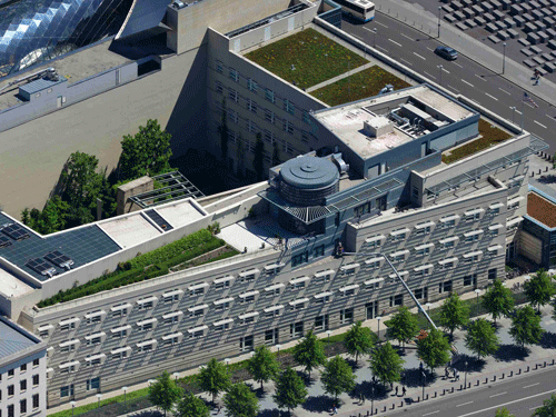 An aerial view taken June 5, 2013, shows cleaning works at the U.S. embassy in Berlin. A German newspaper said on October 27, 2013 that U.S. President Barack Obama knew his intelligence service was eavesdropping on Angela Merkel as long ago as 2010, contradicting reports that he had told the German leader he did not know. The U.S. National Security Agency (NSA) denied that Obama had been informed about the operation by the NSA chief in 2010, as reported by the German newspaper. Picture taken June 5, 2013. REUTERS