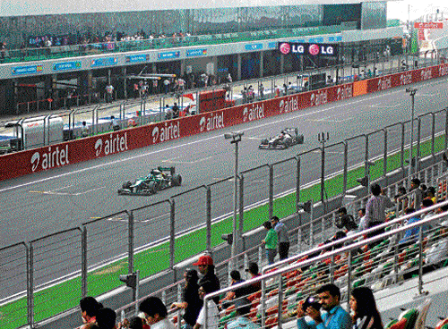adrenaline rush F1 enthusiasts enjoy the practice session of 2013 Indian Grand Prix-adrenaline rush F1 enthusiasts enjoy the practice session of 2013 Indian Grand Prix- Formula One World Championship. .