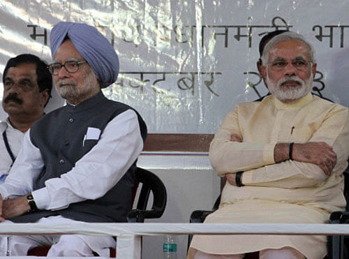 Prime Minister Manmohan Singh (R) and Gujarat Chief Minister Narendra Modi at the inauguration of the renovated Sardar Vallabhbhai Patel museum in Ahmadabad on  Tuesday. PTI