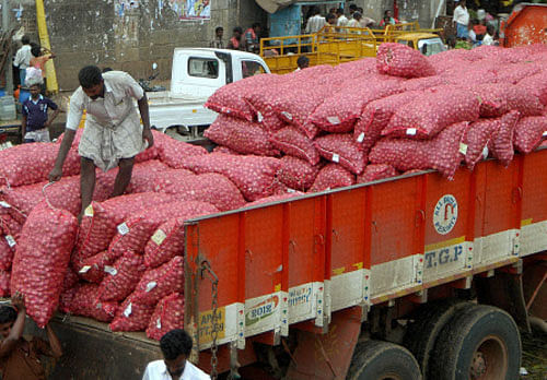 The driver and cleaner of a truck transporting onions were murdered on a highway in Uttar Pradesh after a gang looted the consignment, police said Friday. PTI File Photo.