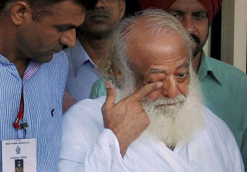 Spiritual guru Asaram told the Supreme Court he was being projected as a dracula who drank children's blood, but the apex court Friday declined to restrain media - both print and visual - from carrying news reports about his conduct. PTI File Photo.