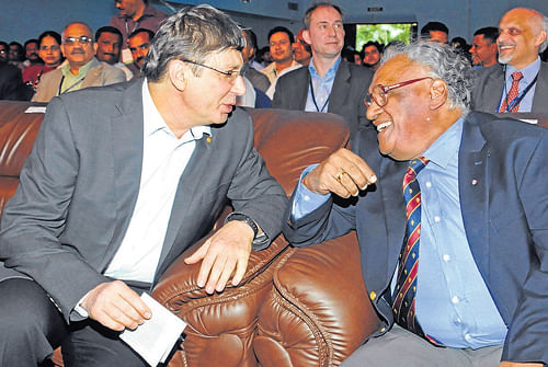 sharing a word: Bharat Ratna Prof C N R Rao speaks with Nobel Laureate Sir Andre Geim at the nanotechnology conclave in Bangalore on Thursday. dh photo
