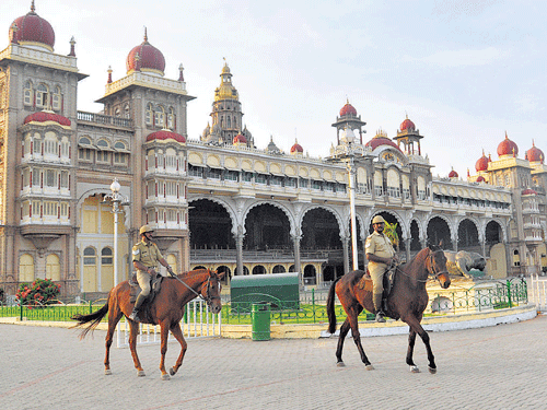 The Mysore Palace wears a deserted look after the news of Wadiyar's death spread.