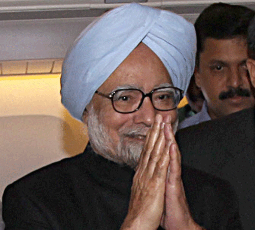 Prime Minister Manmohan Singh Saturday telephoned Delhi Chief Minister Arvind Kejriwal to extend his best wishes and support for taking charge of the national capital. PTI file photo
