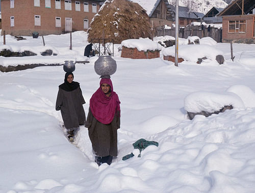 The mercury continues to be in a free fall in Kashmir and Ladakh divisions as Leh was the coldest recorded place at minus 17.4 degrees Celsius in the state. PTI