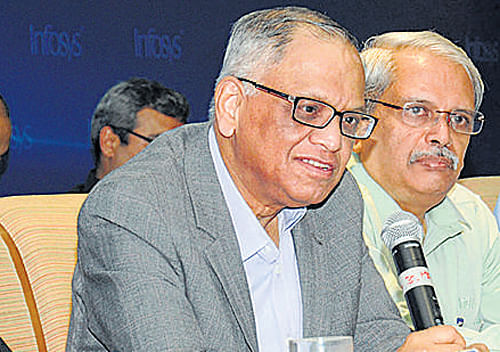 Infosys Executive Chairman N&#8200;R&#8200;Narayan Murthy,&#8200;CEO&#8200;& MD S D&#8200;Shibulal and Executive Vice-Chairman Kris Gopalakrishnan announce the third quarter results of the company in Mysore on Friday. DH photo