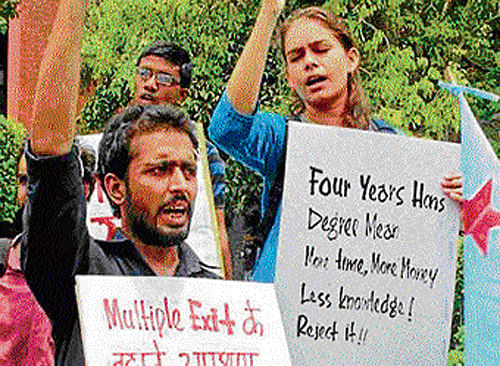 Dissatisfied even after one year of studying under Four Year Undergraduate Programme (FYUP), students demand its rollback. DHNS