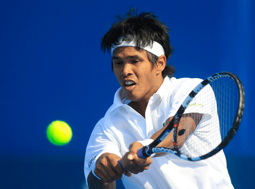 In the first set, Somdev got a great opportunity to make his mark as he got as many as two break points, but the 28-year-old failed to convert even one. AP photo