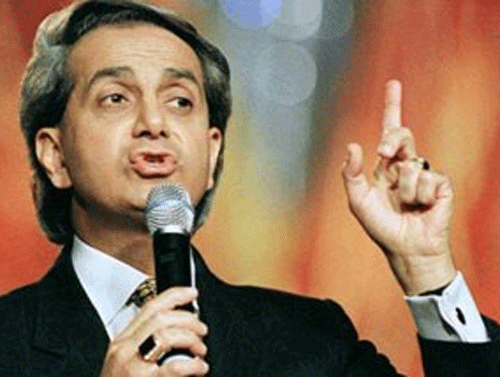 Amidst protests by some Hindu groups in parts of Karnataka, American evangelist Benny Hinn has cancelled his visit to the city tomorrow. Reuters file photo