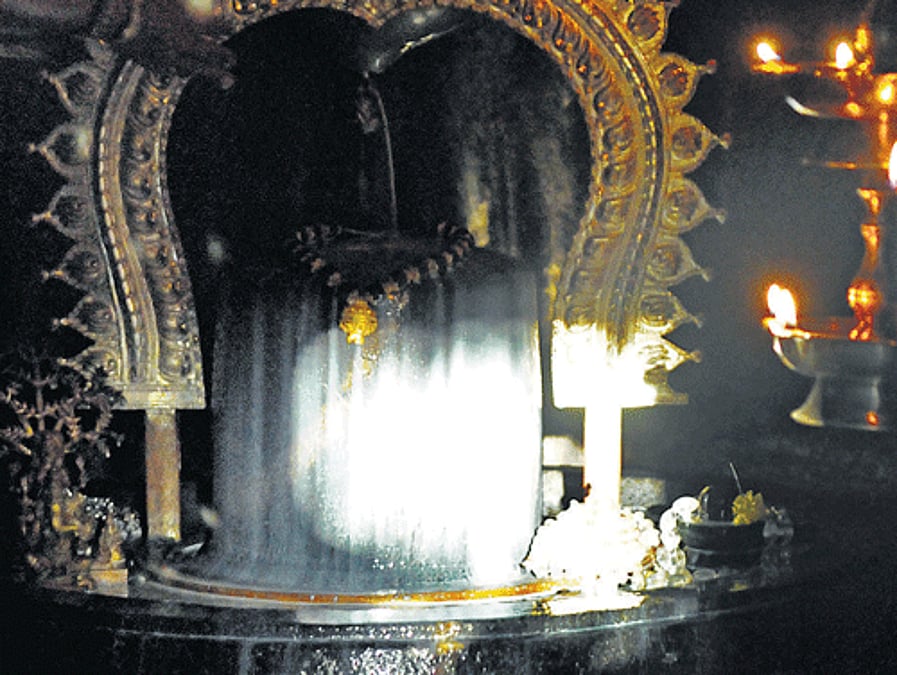 Sunrays keep their date with the cave temple