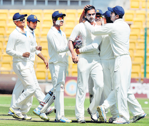 Karnataka will hope for on-song Abhimanyu Mithun (centre) to come good against Punjab in the semis. File Photo