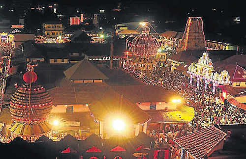 The Car Street in temple town Udupi is all illuminated on Friday night on the occasion of Paryaya celebrations. dh photo