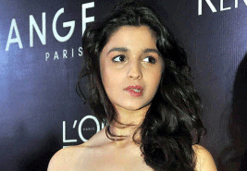 Actress Alia Bhatt, who will be seen in Imtiaz Ali's 'Highway', is not sure if she can manage a good opening for the film as she is just one-film-old in the industry. PTI File Photo