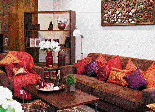 Warm & Cosy: Add a touch of warmth with pillows and rugs. photos by Anasuiya Bharadwaj