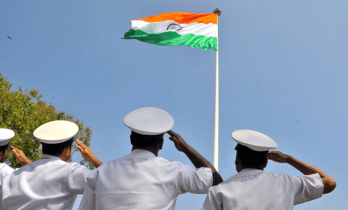 The National Flag aflutter atop the 207 ft tall mast at the  National Military Memorial in Bangalore on Thursday. DH Photo