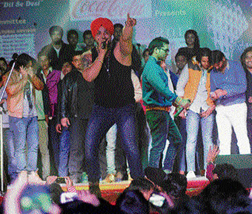 PGDAV's annual fest hosted Punjabi rapper Deep Money as its star performer. DHNS