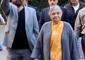 Opening a new front against outside supporter Congress, AAP government today recommended to President Pranab Mukherjee to issue an advisory to former Chief Minister Sheila Dikshit based on a Lokayukta order for alleged wrongdoings in grant of provisional regularisation certificates to unauthorised colonies. PTI File Photo