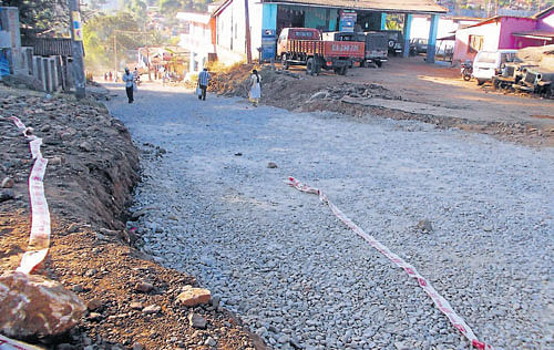 Madikeri road has been closed to facilitate concreting work.