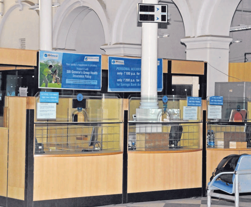 The State Bank of Mysore branch on KG Road wears a deserted look as its employees are on strike on Monday. The strike will continue on Tuesday. DH Photo