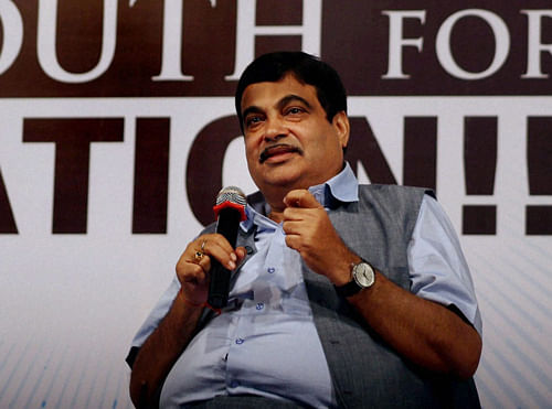 ''We don't have the numbers so we are not considering forming a government (in Delhi),'' said Nitin Gadkari, Bharatiya Janata Party (BJP) leader and in-charge of Delhi polls. PTI
