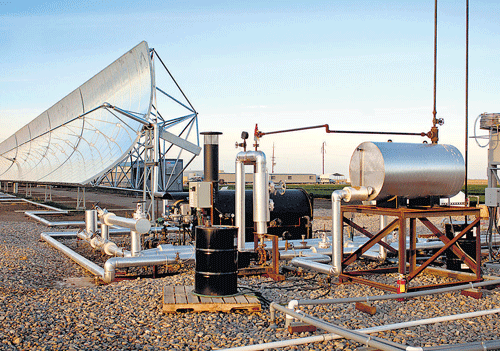 Asolar receiver in a field in Firebaugh, California. It is part of a project developed byWaterFX to cleansewater at a lower cost than traditional desalinisation. NYT