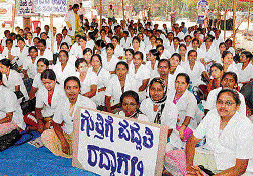 Staff nurses launch hunger strike