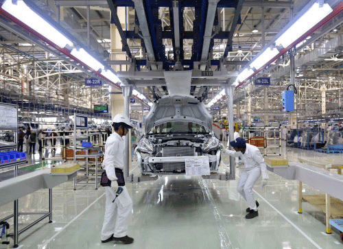 Leading car makers Maruti Suzuki India and Hyundai Motor India recovered some ground in February as buyers made their way to the showrooms, encouraged by the recent price cuts following the lowering of excise duty in the Interim Budget.. File photo - Reuters