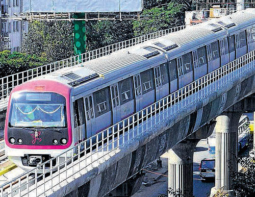 Passengers taking the Metro between Byappanahalli and M G Road were in for a surprise on Saturday, when they were asked to pay Rs 17, which was Rs 2 more than the previous fare of Rs 15.  DH File Photo
