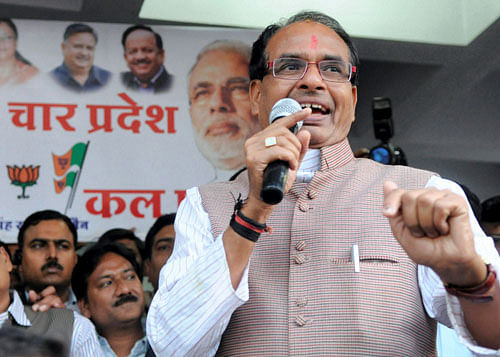 Madhya Pradesh Chief Minister Shivraj Singh Chouhan observes fast against Centre's apathy to farmers woes. PTI Image