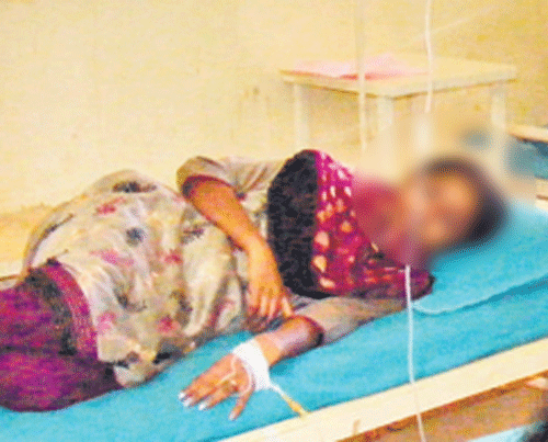 Forced by their families and driven by myths, far more women have been compelled to undergo sterilisation than men. Of the total number of people who have been sterilised, just 0.7 per cent are men. In other words, more than 99 per cent are women, official statistics say. DH File Photo. For Representation Purpose