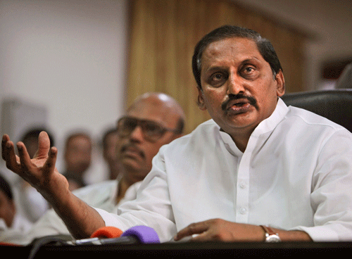 Former Andhra Pradesh chief minister N. Kiran Kumar Reddy's new political party will be Jai Samaikyandhra. AP File Photo