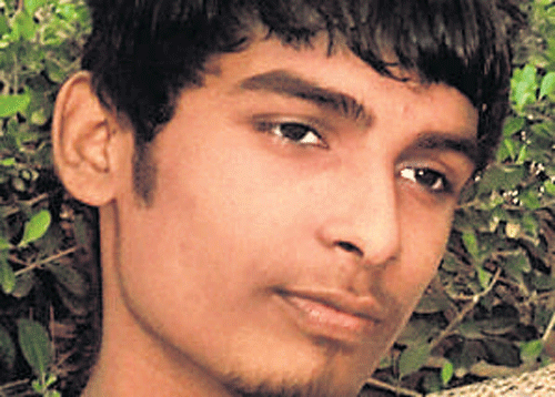 Ahab Ibrahim , a diploma student of Acharya Polytechnic Institute in Bangalore, who was allegedly assaulted by seniors on January 27, died in Kochi late on Monday.