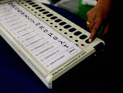 Voters across India, barring the northeast, will be given 11 hours - from 7 a.m. to 6 p.m. - to cast their ballot for the Lok Sabha polls, the Election Commission said Saturday. PTi File Photo
