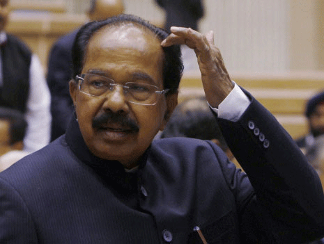 The Janata Dal(S) is scrambling for a formidable candidate to contest from Chikkaballapur not only to take on sitting MP and Union Minister M Veerappa Moily (in pic) but also to ensure that B&#8200;N&#8200;Bache Gowda, its former member, does not win as the BJP candidate from the constituency. PTI File Photo