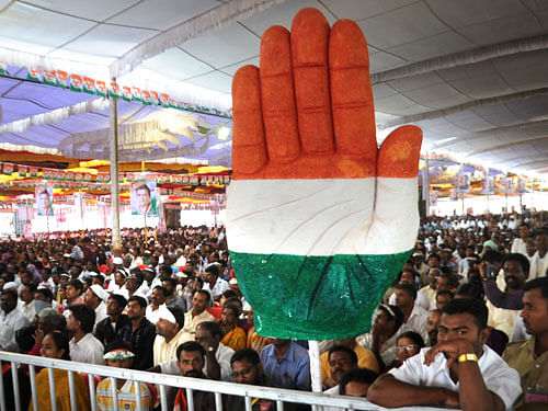 The Congress, which announced candidates for Uttara Kannada and Bangalore North on Tuesday, is yet to announce its candidates for the Haveri and Dharwad constituencies. DH File Photo