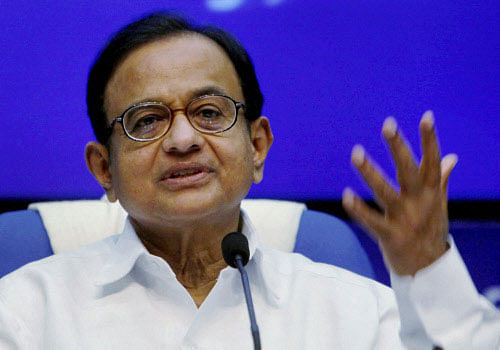 In a blistering counter attack against Tamil Nadu Chief Minister J Jayalalithaa a day after she questioned his victory in last polls and slammed his economic policies, Union Finance Minister P Chidambaram today accused her of making 'sweeping charges' ignorant of cases pending against herself. PTI file photo