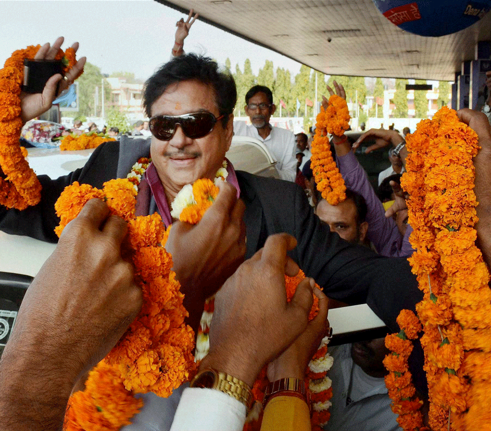 It does not look like a cakewalk for Bollywood actor-turned-politician Shatrughan Sinha, BJP candidate and sitting MP from Bihar's Patna Sahib, who now faces a Bhojpuri filmstar. PTI Photo