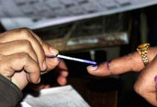 NCP chief Sharad Pawar has waded into a controversy for asking his supporters to remove the indelible ink mark and vote twice in the coming Lok Sabha election. But makers of the ink say it cannot be erased so quickly and those who try to do so with chemicals may end up burning their fingers. PTI File Photo