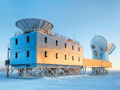 The lab housing the Bicep2 telescope near the South Pole. The telescope detected faint spiral patterns thought to be fromthe polarisation of microwave radiation left by the Big Bang. Steffen Richter, Harvard University
