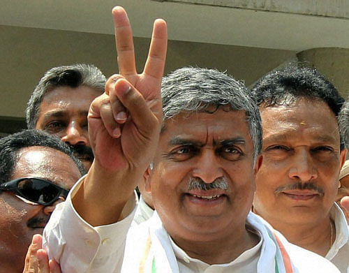 Nandan Nilekani, Congress candidate  from Bangalore Lok Sabha constituency, is the most searched name on Google compared to Karnataka Chief Minister Siddaramaiah and other leaders, PTI photo