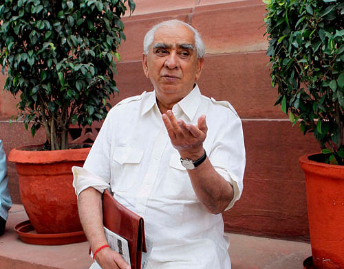 Rebel BJP leader Jaswant Singh today said he is not going to withdraw. PTI Image