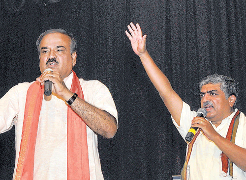 calm down please: Bangalore South Lok Sabha candidates, BJP's Ananth Kumar and Congress' Nandan Nilekani. DH Photo