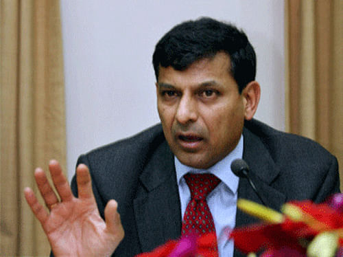 While the current slowdown in exports has nothing do with appreciation of rupee, strengthening of the domestic currency to 45 or 50 levels against the US dollar might ' impinge'  on the country's outward shipments, RBI Governor Raghuram Rajan today said. / PTI file photo